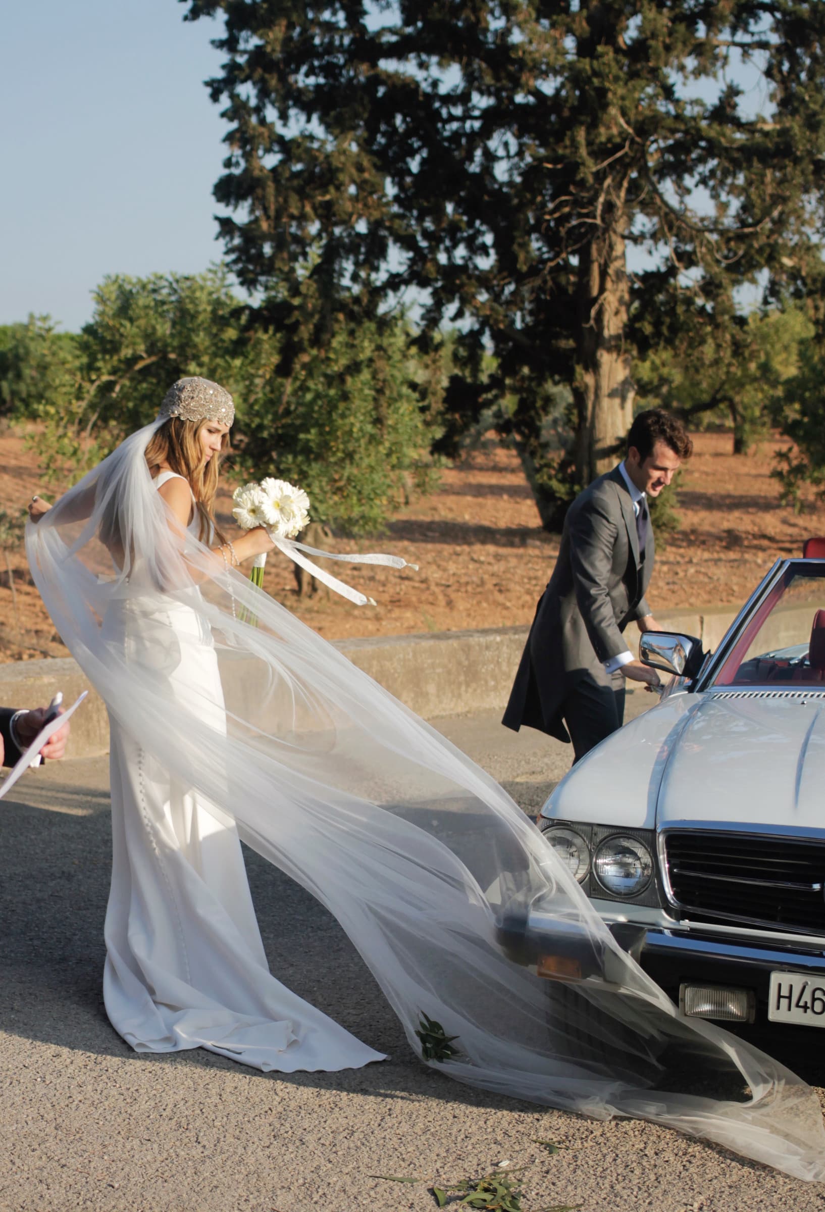 Boda en La Torre by Bonho, salida en coche de los novios